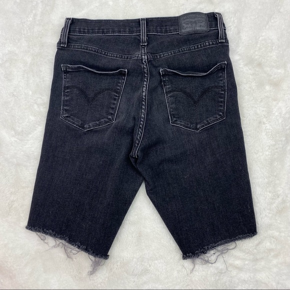 Levis 311 Shaping Skinny Capri Shorts - Picture 5 of 7